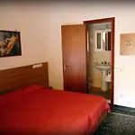 Triestina Hotell 2*