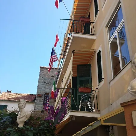 Triestina Noli