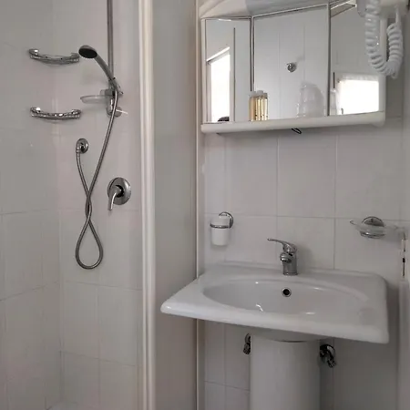 Hotell Triestina Noli